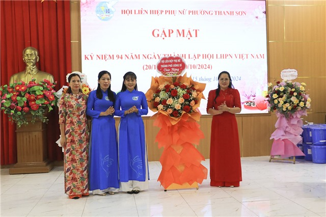 Hội LHPN phường Thanh Sơn gặp mặt kỷ niệm 94 năm ngày thành lập Hội LHPN Việt Nam 