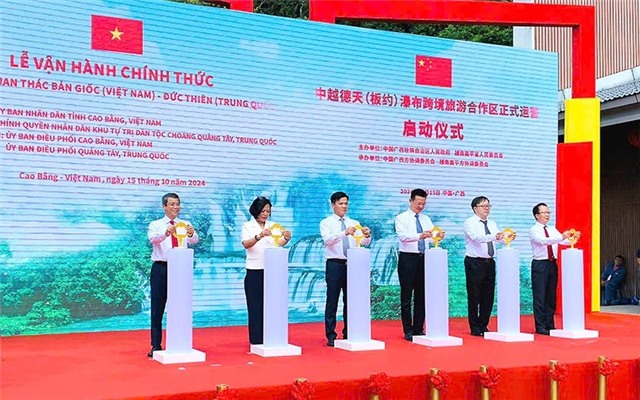 Vận hành chính thức Khu cảnh quan thác Bản Giốc (Việt Nam) - Đức Thiên (Trung Quốc)