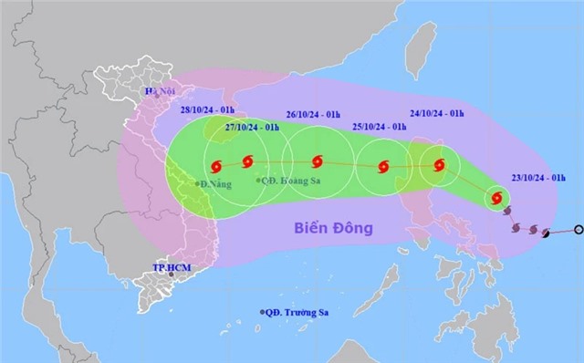 Bão Trà Mi liên tục tăng cấp trước khi vào Biển Đông