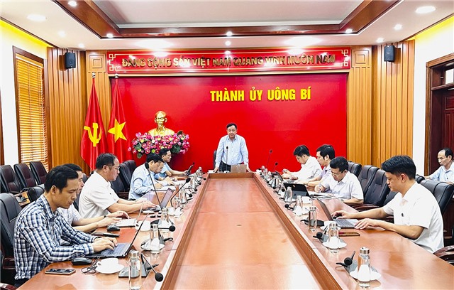 Thành phố làm việc với Trường Đại học Thủy lợi Hà Nội về triển khai đề án tiêu thoát nước đô thị ứng phó với biến đổi khí hậu