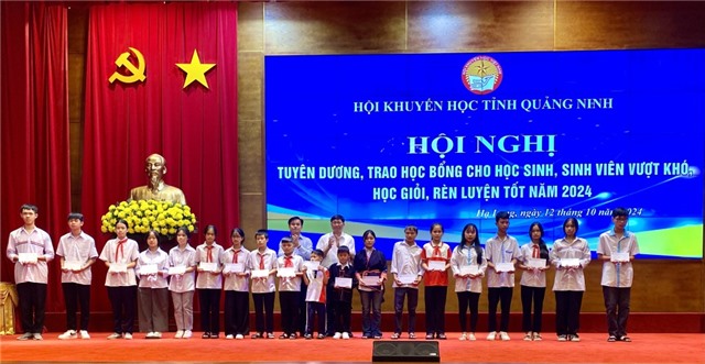 Đẩy mạnh phong trào khuyến học, khuyến tài