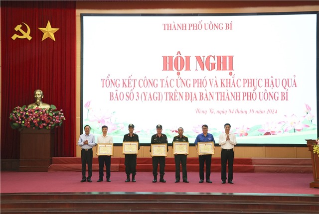 Thành phố Uông Bí tổng kết công tác ứng phó và khắc phục hậu quả bão số 3 (YAGI) 