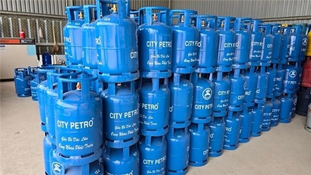 Giá gas tiếp tục tăng tháng thứ tư