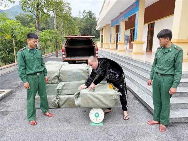 Cao điểm chống buôn lậu dịp Tết