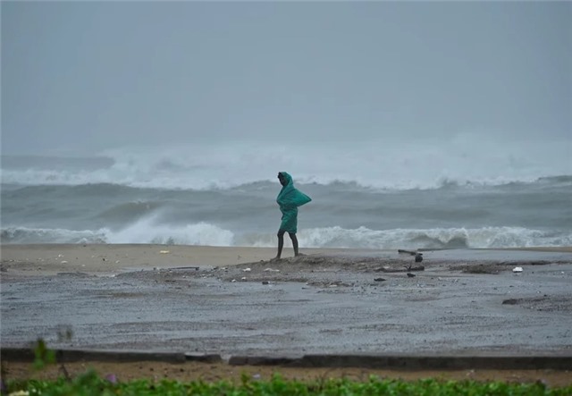 Bão Fengal làm 19 người thiệt mạng ở Ấn Độ và Sri Lanka