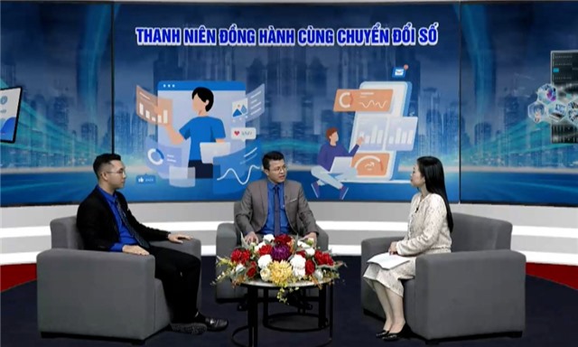 Thanh niên đồng hành cùng chuyển đổi số