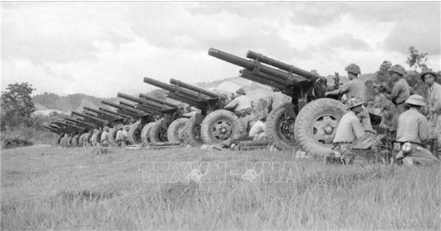 70 NĂM CHIẾN THẮNG ĐIỆN BIÊN PHỦ: Quyết chiến Him Lam, thắng trận mở màn.