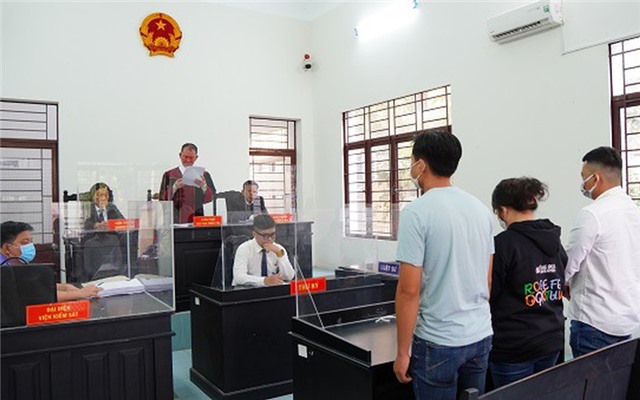 Mức phạt tù với các tội danh về sản xuất, buôn bán hàng giả, hàng kém chất lượng