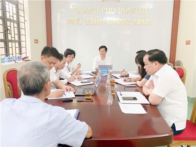 Đồng chí Chủ tịch UBND thành phố phố tiếp công dân định kỳ tháng 4/2024