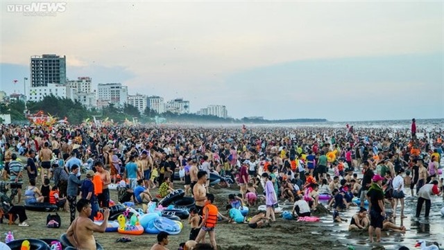 Trình Thủ tướng quyết định nghỉ 5 ngày liên tục dịp 30/4 và 1/5