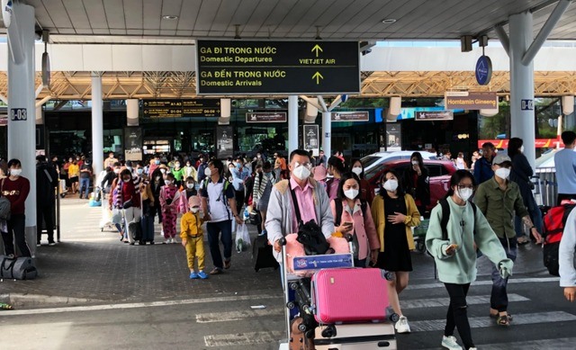 Giá vé máy bay giảm như thế nào sau chỉ đạo kiểm tra của Bộ GTVT?