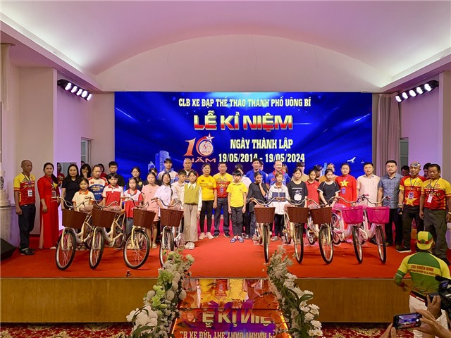 CLB Xe đạp thể thao thành phố Uông Bí kỷ niệm 10 năm thành lập