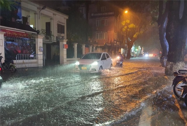 Chiều tối 22/5, Trung Trung Bộ, Tây Nguyên mưa lớn, đề phòng ngập úng nhiều nơi