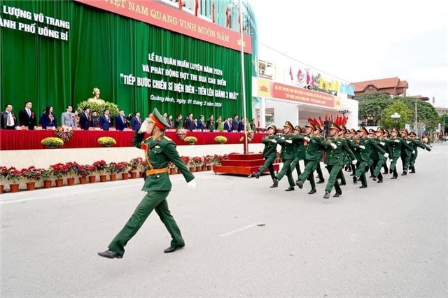 Lực lượng vũ trang thành phố Uông Bí “Ðoàn kết, đổi mới, sáng tạo, quyết thắng”