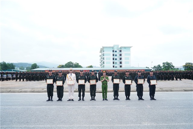 Trung đoàn CSCĐ Đông Bắc bế mạc khóa huấn luyện công dân thực hiện nghĩa vụ tham gia CAND năm 2024