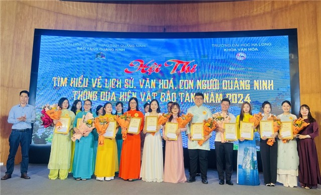 Bế mạc hội thi tìm hiểu lịch sử, văn hóa, con người Quảng Ninh