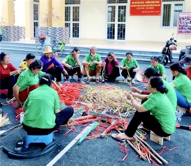 Học và làm theo Bác từ những việc nhỏ nhất, giản dị nhất