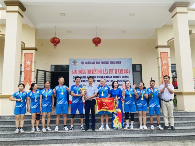 Kỷ niệm 83 năm Ngày truyền thống Người cao tuổi Việt Nam 6/6 (1941-2024): Phát huy vai trò “Tuổi cao - Gương sáng”