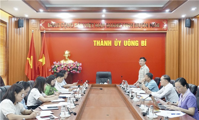 Đoàn công tác Ban Tuyên giáo Tỉnh uỷ khảo sát, dự giờ công tác giáo dục lý luận chính trị năm 2024 