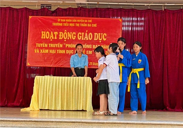 Toàn dân chăm sóc và bảo vệ trẻ em