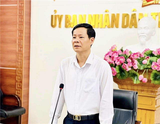 Hội nghị giao ban thường kỳ UBND thành phố