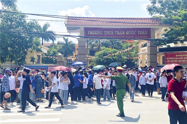 Chủ động các biện pháp phòng ngừa, ứng phó thiên tai, đảm bảo an toàn trong kỳ thi tốt nghiệp THPT