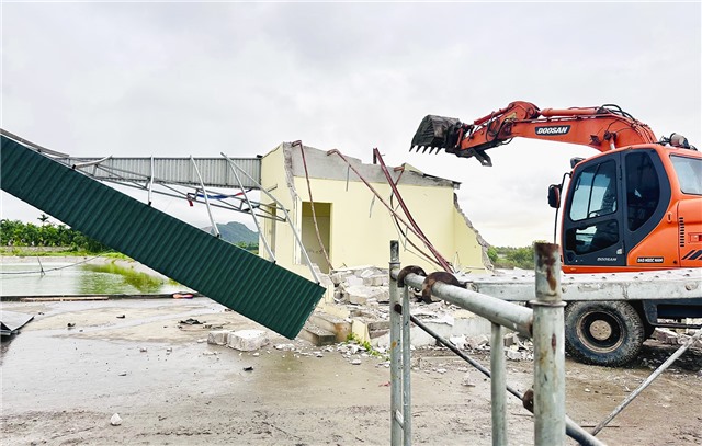 Bảo vệ thi công thực hiện dự án Đường Ven sông kết nối từ đường cao tốc Hạ Long - Hải Phòng đến thị xã Đông Triều