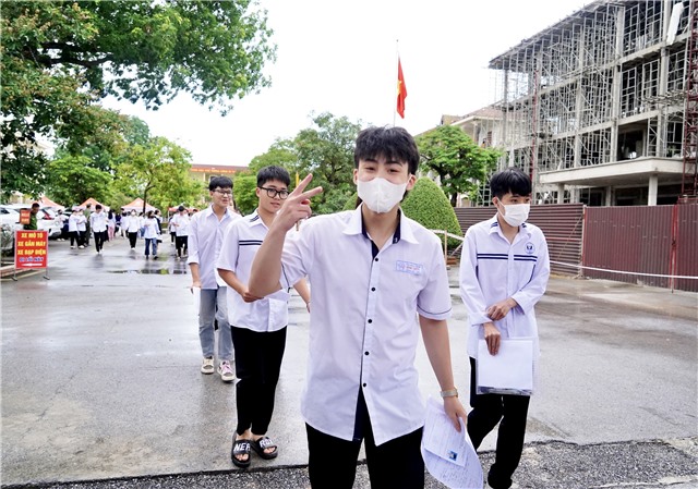 Thí sinh hoàn thành môn thi tổ hợp