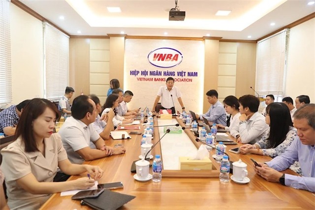 Nhiều băn khoăn nếu “áp” sử dụng chữ ký điện tử