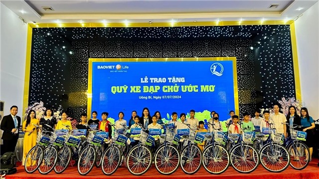 Bảo Việt nhân thọ Uông Bí đồng hành cùng chương trình “Quỹ xe đạp chở ước mơ”