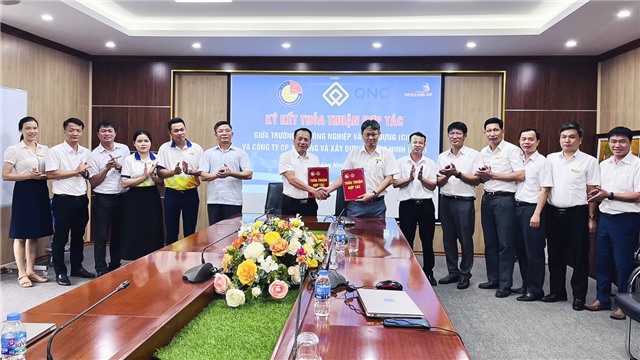 Trường Cao đẳng Công nghiệp và Xây dựng ký kết thỏa thuận hợp tác với Công ty CP Xi măng và Xây dựng Quảng Ninh