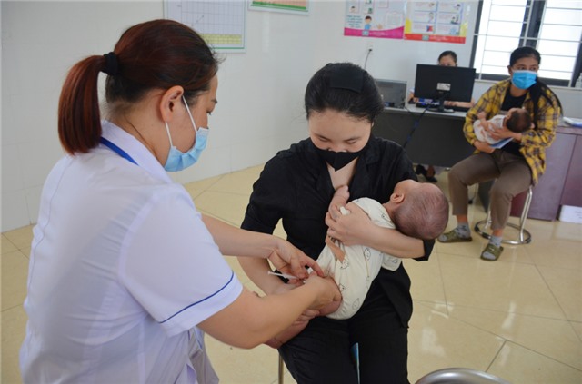 Tiêm chủng vắc-xin để phòng bệnh hiệu quả