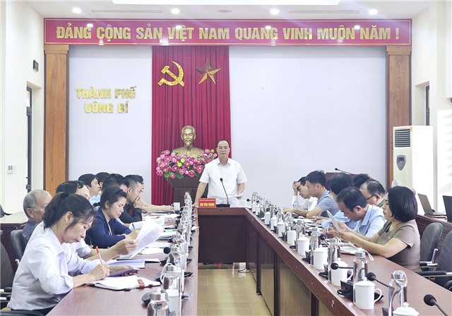 Đối thoại giải quyết khiếu nại của bà Vũ Thị Liệu thường trú tại tổ 5, khu Bí Trung 1, phường Phương Đông