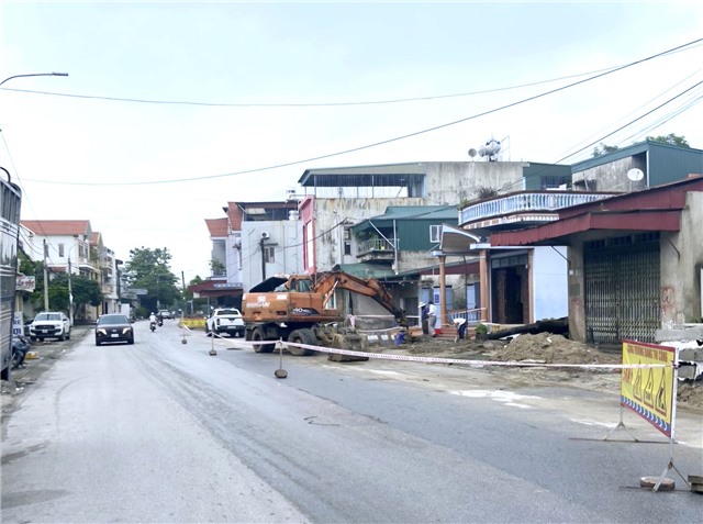 Chỉnh trang tuyến phố Hoàng Quốc Việt đoạn từ cầu Trung Đoàn đến đường Tuệ Tĩnh: Bảo đảm chất lượng, đúng tiến độ