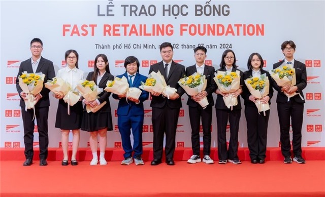 Chín học sinh Việt Nam nhận học bổng toàn phần của Nhật Bản