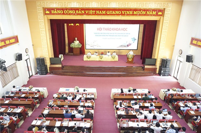 Hội thảo khoa học “Nhận diện bảo tồn và phát huy giá trị di sản vùng đất Uông Bí trong định hướng phát triển bền vững thành phố Uông Bí”  với định hướng xây dựng Thành phố Di sản