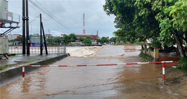 Quảng Ninh tập trung ứng phó nguy cơ mưa lũ, sạt lở đất, lũ ống, lũ quét