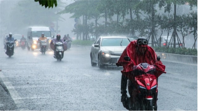 Diễn biến mới nhất đợt mưa dông kéo dài ở miền Bắc