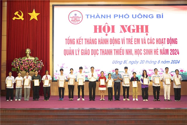 Thành phố Uông Bí tổng kết Tháng hành động vì trẻ em và các hoạt động quản lý, giáo dục, học sinh hè 2024