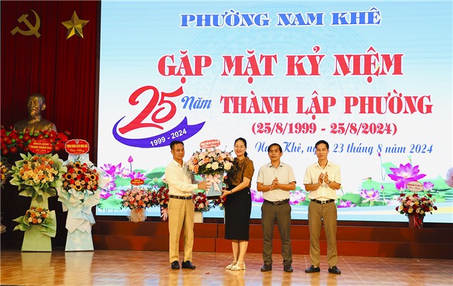 Phường Nam Khê tổ chức kỷ niệm 25 năm ngày thành lập  