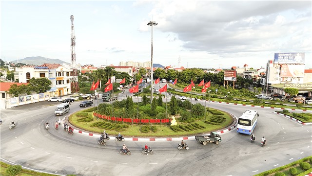Thành phố Uông Bí rực rỡ cờ hoa chào mừng Ngày Quốc khánh 2/9