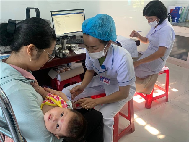 Các địa phương khẩn trương tiêm vaccine sởi theo kế hoạch