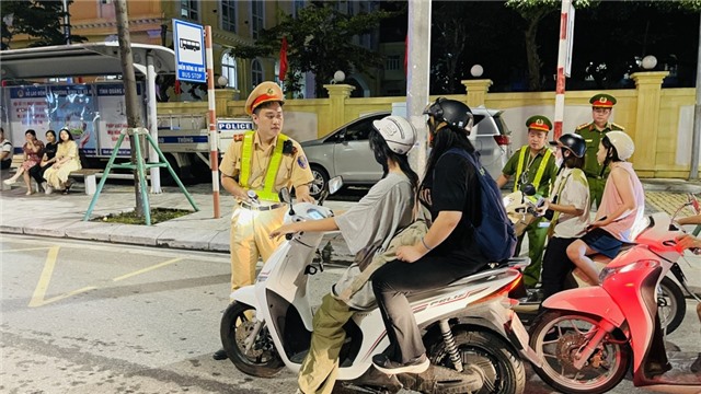 An toàn giao thông cho học sinh đến trường