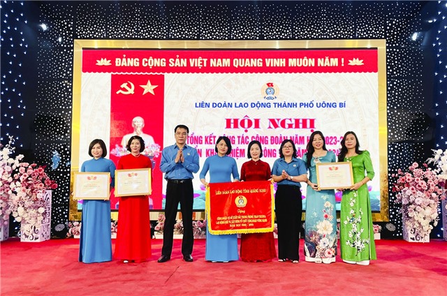 Liên đoàn lao động thành phố Uông Bí tổng kết công tác công đoàn năm học 2023-2024