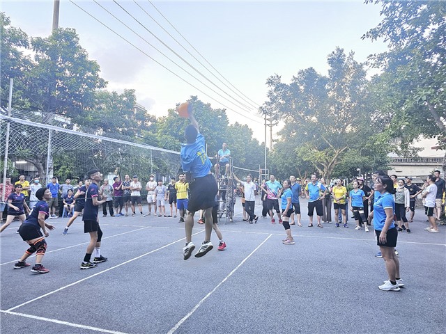 Phường Thanh Sơn khai mạc giải bóng chuyền hơi và các hoạt động văn hóa - thể dục thể thao