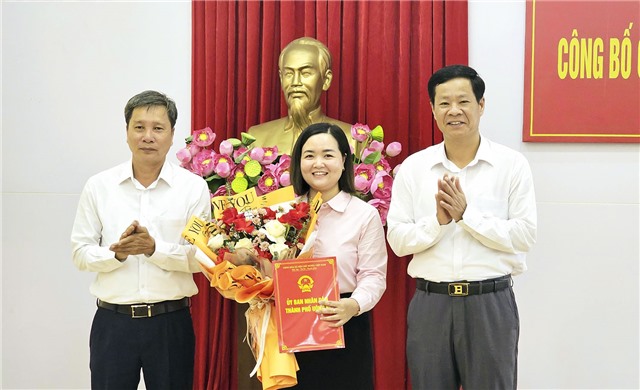 Hội nghị công bố quyết định về công tác cán bộ