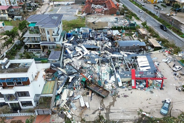 Quảng Ninh đề nghị các ngân hàng hỗ trợ người dân, doanh nghiệp bị thiệt hại do bão số 3