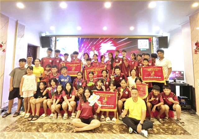 Cô giáo Trịnh Thị Thu Huệ - người truyền lửa nhiệt huyết