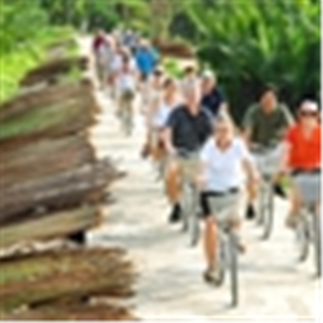 Miễn thị thực cho công dân 3 nước vào Việt Nam du lịch