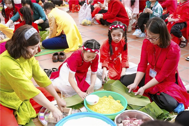 Trường Tiểu học Yên Thanh ngoại khóa "Hương sắc mùa xuân"